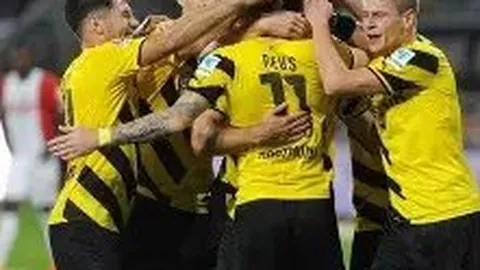 女排英勇拼搏，部队锐意进取