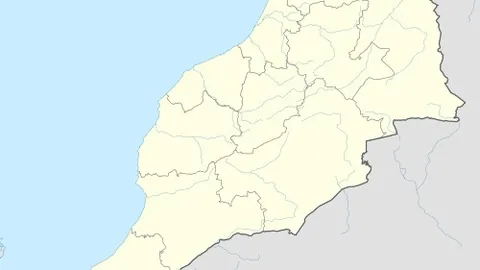 周琦次节爆发砍42分，三将得分双位，北京半场多点开花